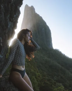 Palomar Crop Top Rashguard - Aries