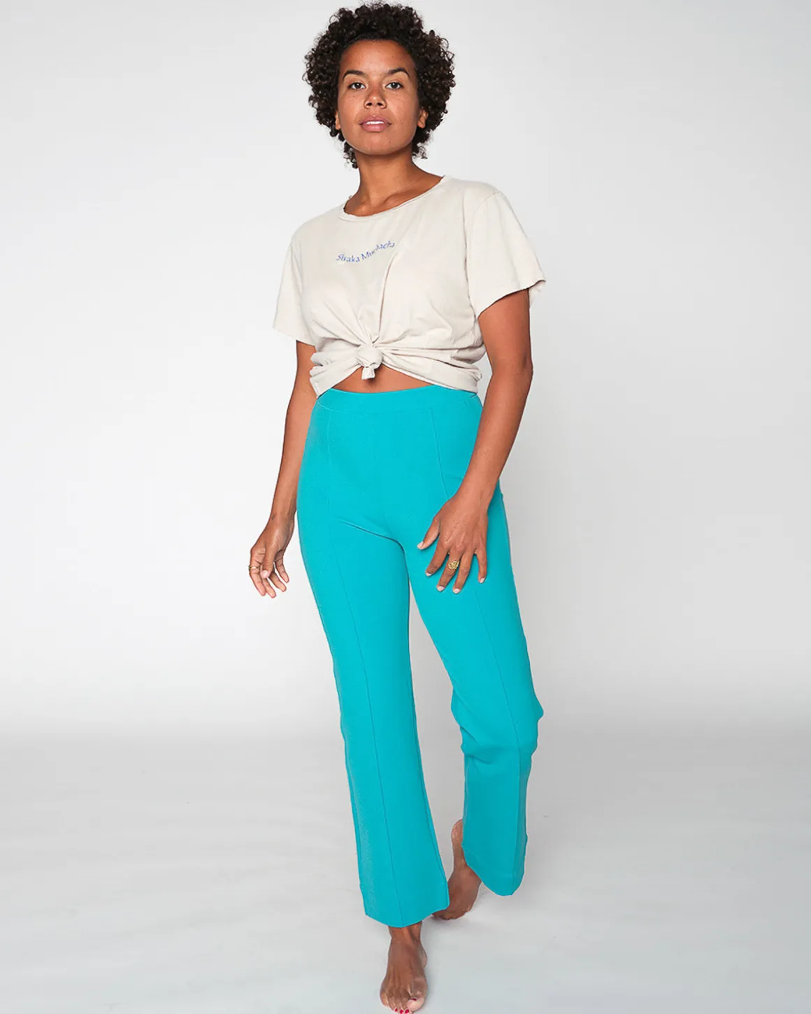 Tessa Pant - Agua